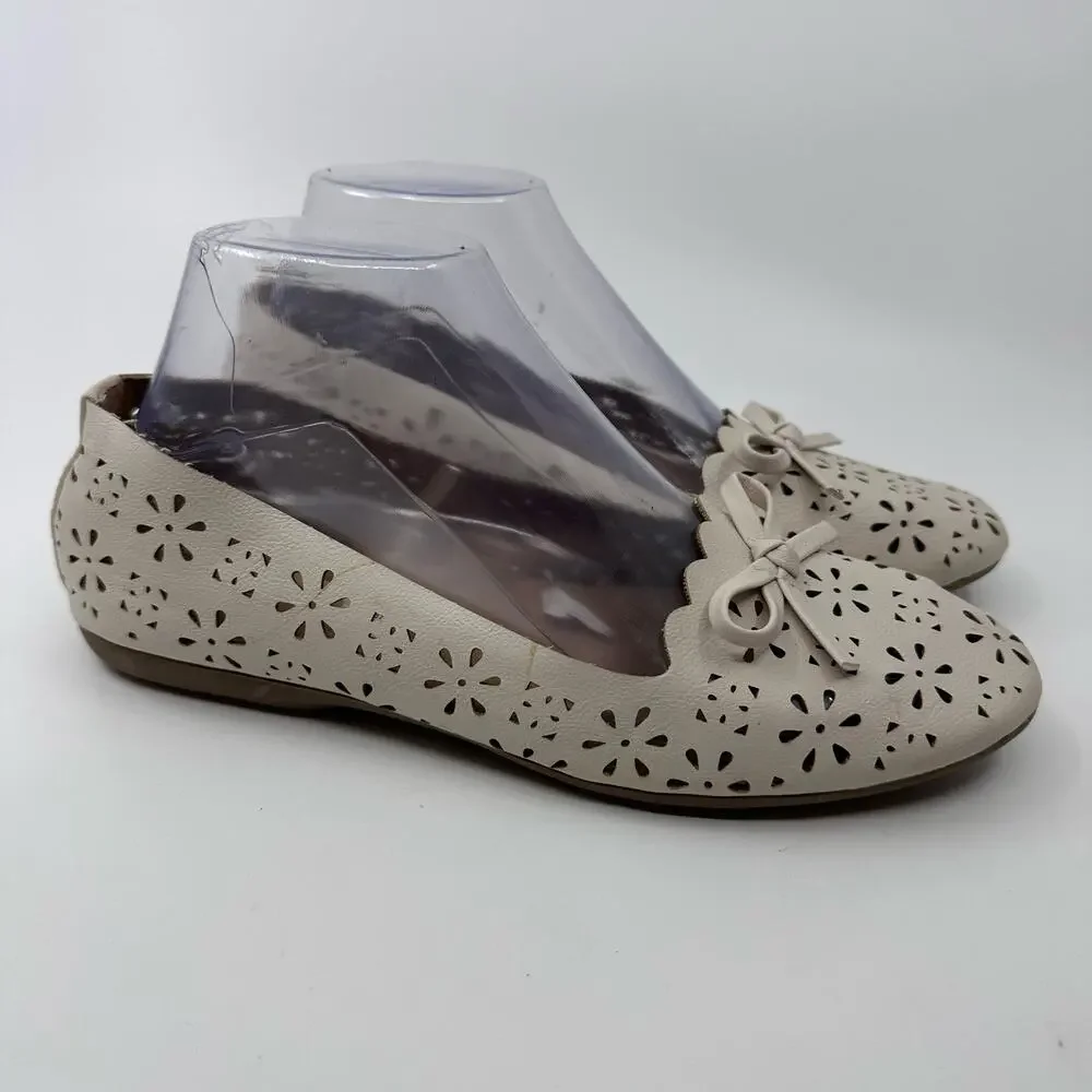 White Mountain Cream Laser Cut w/Bow Scalloped Edge Ballet Flats 'Icing' WMNS 8